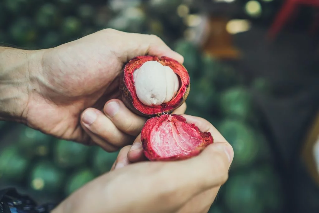 fruta venenosa de una pieza